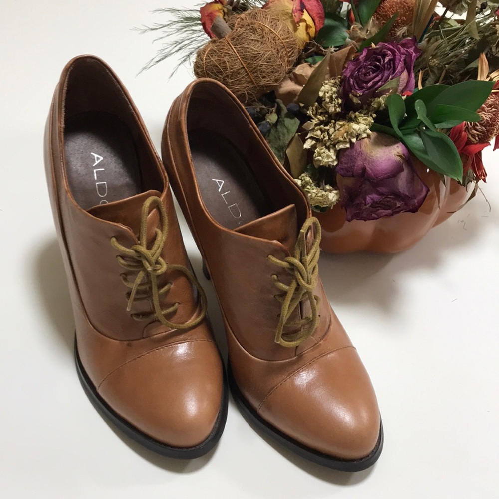 Leather Aldo ankle booties